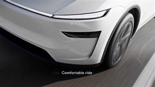 66K views · 654 reactions | 特斯拉全新 Model Y 細節滿滿，未來感十足 殺 #特斯拉ModelY #全新ModelY #未來感 | Angus電科技 | Facebook