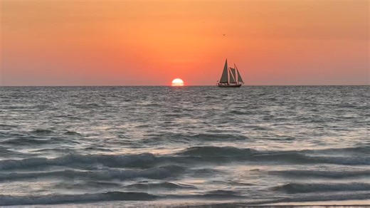 28K views · 944 reactions | Another memorable sunset on Clearwater Beach ❤️ | Sunsets at Pier 60 Festival | Facebook