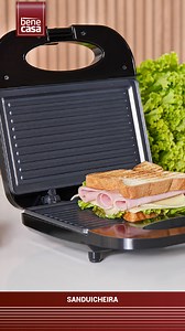 A Sanduicheira Bene Casa chegou para transformar sua rotina com mais praticidade e sabor! 😍✨ ✅ Revestimento antiaderente – fácil de limpar, nada gruda! ✅ Travamento de segurança – mais proteção no preparo. ✅ Luzes indicadoras – avisa quando está pronto para usar! Seu lanche quentinho e crocante em minutos! Com a Sanduicheira Bene Casa, praticidade e sabor andam juntos. 🍞💛 #BeneCasa #NovidadeBeneCasa #SanduíchePerfeito #FacilidadeNaCozinha | Bene Casa