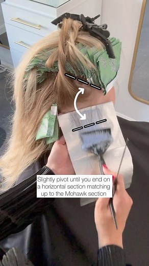 ✨Side Section Highlight Placement 🪴Still loving these @framar “Plant Mom” pop ups @behindthechair_com #behindthechair @thebtcteam #thebtcteam @haleygable @caitlyn_cummings @chrissylan @_shayalexis @marybehindthechair @kevin.givens #haireducation #haireducator #modernsalon @beautylaunchpad #hairtutorial #blondeexpert #blondespecialist #howtodohair #blondefoils #hairinspo #hairideas #hairtransformation #hairlinefoils #hairtips #hairtipsandtricks | Taylordidmyhair