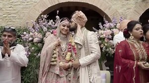 #Viruskha a year ago! 😍 ❤️ #anushkasharma #viratkohli #zeromovie #zero #wedding #instagram | GRAZIA INDIA