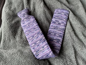 Extra Long Hot Water Bottle With Handcrafted Knit Wool Cover – Hills of Heather Yarn - Etsy UK