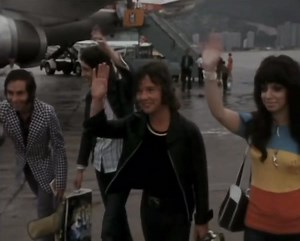 Some behind the scenes footage of Shocking Blue in Japan for the release of Inkpot.💫 | Shocking Blue