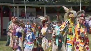 Native American Seedkeepers of Iowa NATIVE AMERICAN WOMAN SEEDKEEPERS...