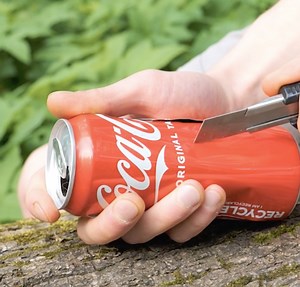 9.7K views · 56 reactions | Fácil DIY de Linterna con una Lata de Refresco ️ | Ideas en 5 minutos Niños | Facebook