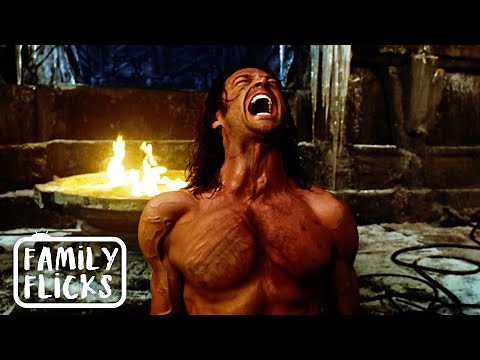 Hugh Jackman Transforms Into A Werewolf | Van Helsing (2004) | Family Flicks