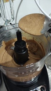 20K views · 1.1K reactions | Haciendo mantequilla de almendras | Bebital Recetas Saludables | Facebook