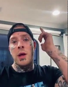 69K views · 5.3K reactions | WELCOME TO MY AUTOGRAPHED ALBUM SWEATSHOP! I’m the boss...and the only employee...藍藍藍 | Tom MacDonald | Facebook