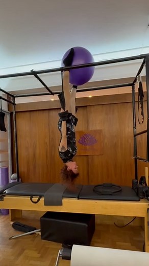 En @pilates.mandala.mza siempre en movimiento ✨ . . #pilateslovers #pilatescompropósito #acropilates #pilatesstudio #pilatear #pilatesavançado #pilateando #pilatescadillac #pilatescadilac #pilatescadillacworkout | Mariana Avecilla