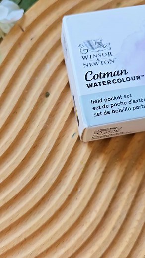 Cute Watercolor Kit!🎨🖌 | Joly Poa Watercolorist