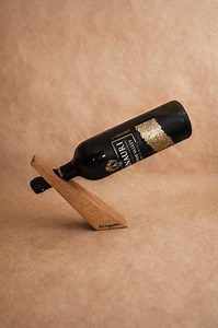 Handcrafted Wooden Wine Bottle Holder-solid Ash Floating Wine Rack, Minimalist Wine Stand, Unique Gift for Wine Lovers - Etsy Canada