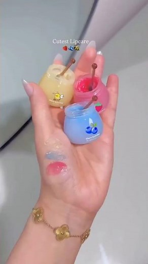 Slow Sunday Lip Care #viralvideo #youtubeshorts #shorts #trending #short #ytshorts #shortvideo #fyp