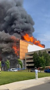 This is how the SouthPark area fire looked when it started in Charlotte this morning. https://bit.ly/3Wi7Iat (Video courtesy of Anthony Kustura via WSOC) | WPDE ABC15