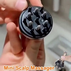 Atlodas Mini Scalp Massager, Scalp Applicator Comb Mini Hair Oil Applicator Scalp Massager Hair Liquid Root Come Serum Applicator Brush for Home Travel Black (red)