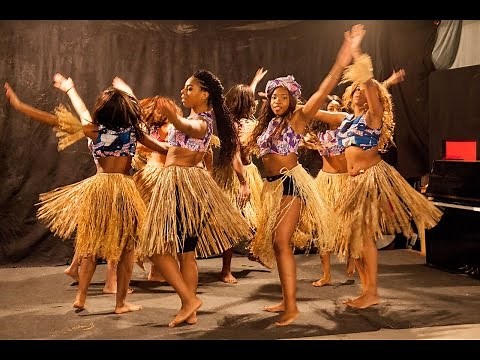 Cinaa Titi - Vidéo Danse africaine Traditionnelle Buruntuma