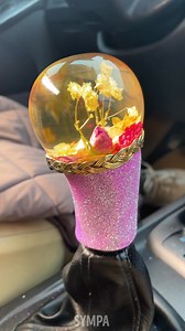 Barbie a conçu un nouveau levier de vitesse💅🏻 | Sympa