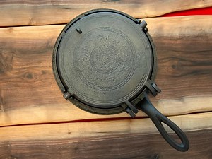 Phila’d Cast Iron Flip Flop Waffle Iron - Etsy Canada