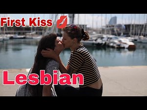 Their First Kiss – A Beautiful Lesbian Love Story 💋 | Lesbian kissing