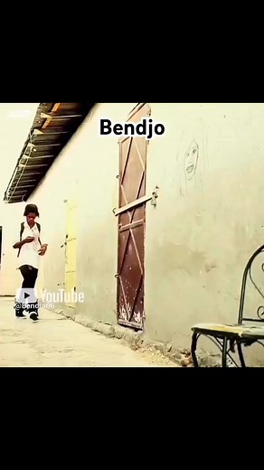 Barikad crew Men Flow | Mark Bendjo