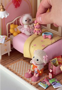 Cozy Sylvanian Room Setup: Elegant Vanity & Relaxing Details
