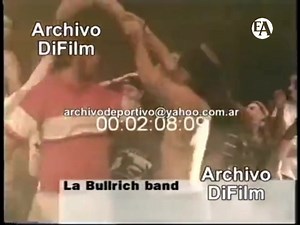 😱La campaña de Bullrich en los 90's 📼En 1998, cuando Patricia Bullrich era candidata a diputada protagonizó una divertida canción, acompañada nada menos que por la estrella del rock argentino Fabiana Cantilo, quien es además la prima de Bullrich. 👉🏻Bullrich quien hoy es candidata a presidenta de la Nación para las próximas elecciones, se muestra en este video un poco menos "dura" de lo que es actualmente. 🤔Vos, ¿qué opinas? | El Ancasti