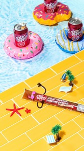 DND: mentally on vacation with Dr Pepper Giant Freezies 🥤☀️ #somethingforeveryone #kiskofreezies #canadiansnacks #frozentreats | Kisko Freezies