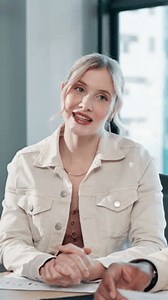 Collaboration, poignée de main et femme : vidéo de stock (100 % libre de droit) 3771442521 | Shutterstock