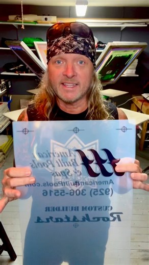 Screen Printing! Burning Screens. #screenprinting #screenprint #screenprinter #printlife #blondeokie | Blonde Okie