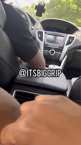 Easiest way to pay for an uber. 🥴😻
