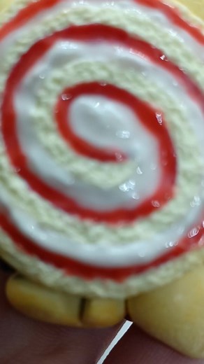 22K views · 346 reactions | In between everything, i have been playing around with making baby crabs. I've got baby snails, why not baby crabs?! I love the idea of offering more than 1 size of things when I can, cause some people like tiny stuff and some people like big stuff! Anyway, enjoy this adorable little strawberry shortcake roll 呂 what do yall think about baby crabs? #clayabominations #strawberryshortcakeroll #crab #clayfood | Clay Abominations | Facebook