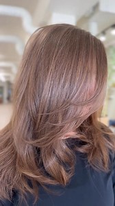 2.8K views · 21 reactions | Nobody does a brushset blowout like (@)thejulieblowout! 朗 Designed with Tourmaline Ion Technology that hydrates the cuticle and eliminates frizz and flyaways, recreate Julie’s bombshell blowout with the #SpeedXL round thermal brush.  #OliviaGarden #BeautyTools | Olivia Garden | Facebook