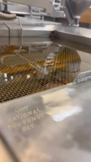 Dutch Monkey Doughnuts on Reels