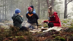 Muurikka Grill Pan 38 cm with Protective Bag, Outdoor Pan, Fire Pan Made of Robust Rolled Steel for Campfire & Grill