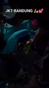 1.1K views · 18 reactions | 3 jam Jakarta menuju Bandung #indonesiamodsmayday2025  #vespa #vespajava #vespajavaindonesia | Vespa JAVA Indonesia | Facebook