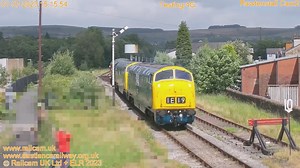 #Class42 D832 'Onslaught' & D821 'Greyhound' double heading a diesel-hydraulic fans delight as they depart #Rawtenstall at the East Lancashire Railway Summer Diesel Gala ℹ️ https://www.eastlancsrailway.org.uk/events-activities/summer-diesel-gala/ #elrdieselgroup #elrdieselgala #elrsummer2023 | Railcam