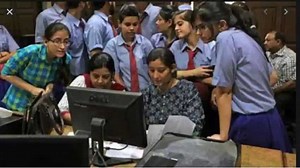 CBSE 10th Result 2021: 10वीं में भी छोरियों का कमाल, 99.04% स्टूडेंट्स पास हुए, यहां देखें रिजल्ट | Zee Business
