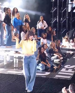 10K views · 203 reactions | LES FILLES, LES FEMMES, LES MEUFS, Marguerite aux NRJ Music Awards 2025 栗‍♀️☀️  Retrouvez les NMA 2025 en streaming sur TF1+ : https://l.tf1.fr/NMA2025 � Enregistré au Palais des Festivals à Cannes lors de la cérémonie des « NRJ Music Awards » le 31 octobre 2025 avec l’aimable autorisation de TF1 PRODUCTION � Crédit réalisateur : Tristan Carné | Columbia France | Facebook