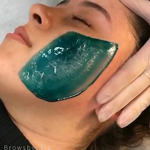 Full Face Service | Starpil Wax USA blue film | its all about the application | to get more information on my training click the link in bio or dm me, text me 760-708-6320 | to order your blue film wax | book appointment | link in bio | #browsby_liz #starpilwax #hudabeauty #orangecountywaxing #merrychristmas | Browsby_liz