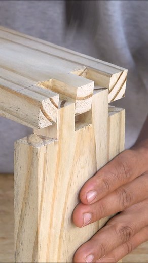 Woodworking joinery technique #tablesaw #fingerjoint #woodart #wooddesign #woodcraft #woodworking #wood #tipswoodworking #wooddiy #woodwork #woodjoinery #Japanesejoinery #joinery #amazing #FacebookReelsContest #Wow #tricks #reelsfb #reelsviral #reels​ #carpentry #carpenter | Woodworking Crafty