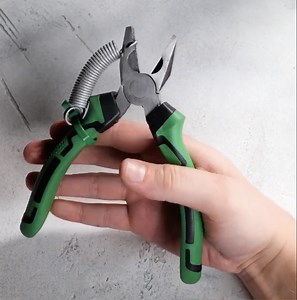 1K views · 19 reactions | Handyman'sハンドブックからの役に立つ！修理のヒント | ５分でできる DIY | Facebook