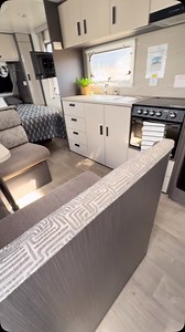 Let’s go OFF ROAD 💪🏻🪨 JAYCO JOURNEY OUTBACK 2020 SAVE $3000 Did we mention this guy is optioned up!! Dual axle JTech independent suspension Lithium battery Reverse cycle AC Full ensuite with separate shower Washing machine Slide-out kitchen Rear toolbox Bike rack Reverse camera Island queen bed Electric awning & loaded with more Now $71990 | Coastal Caravans