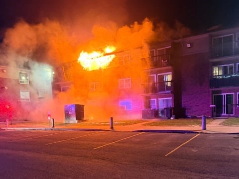 'Raining fire': Dozens displaced after apartment fire in Hawkesbury