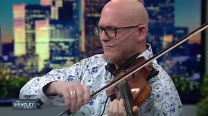 Violinist Trevor Dick brings us beautiful music and ministry combined. Pastor Robbie Symons wraps up teachings on what it means to be salt and light. Trevor Dick Band | 100 Huntley Street