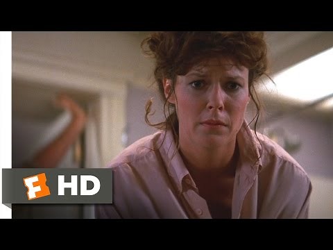 Poltergeist II: The Other Side (7/12) Movie CLIP - Possessed (1986) HD