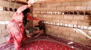 addicted man A nomadic man lost his family by taking drugs | Boo TV