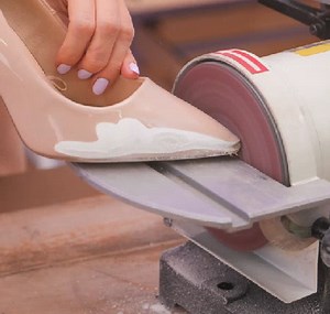 Stunning DIY Cinderella Shoes! Stylish shoe hacks and fashion tricks | 5-Minute Crafts GIRLY