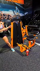 Back Ext vs 45° Hyperextension: whats the difference? 90 seconds to grow your booty, back, and brain let's go, bish Fuelled by arms race nutrition | code: FRIZZLE My Stong Sorority workout app has launched | link in bio to join frizzle 💃 💪 🤙 #lowback #lowbackexercises #lowbackpain #hyperextension #backextension #gymtraining #gymtips #workouttips #howtoworkout #workingout #weightliftingwomen | Rusty Meier