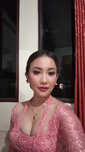 kadekkokom (@kadekkomalasari2)’s videos with suara asli - Tikapagraky 🌸