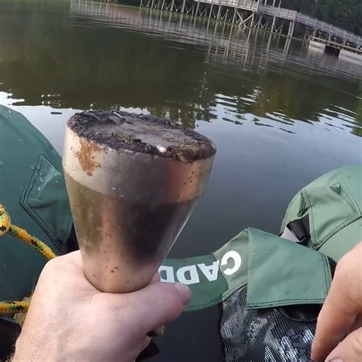 34K views · 924 reactions | I took my float tube to the lake and did a little magnet fishing! #magnetfishing #lake #floattube #treasurehunting | Exploring with the Nug | Facebook