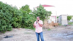 Predicando en las calles | Evangelist Joel Hanchell